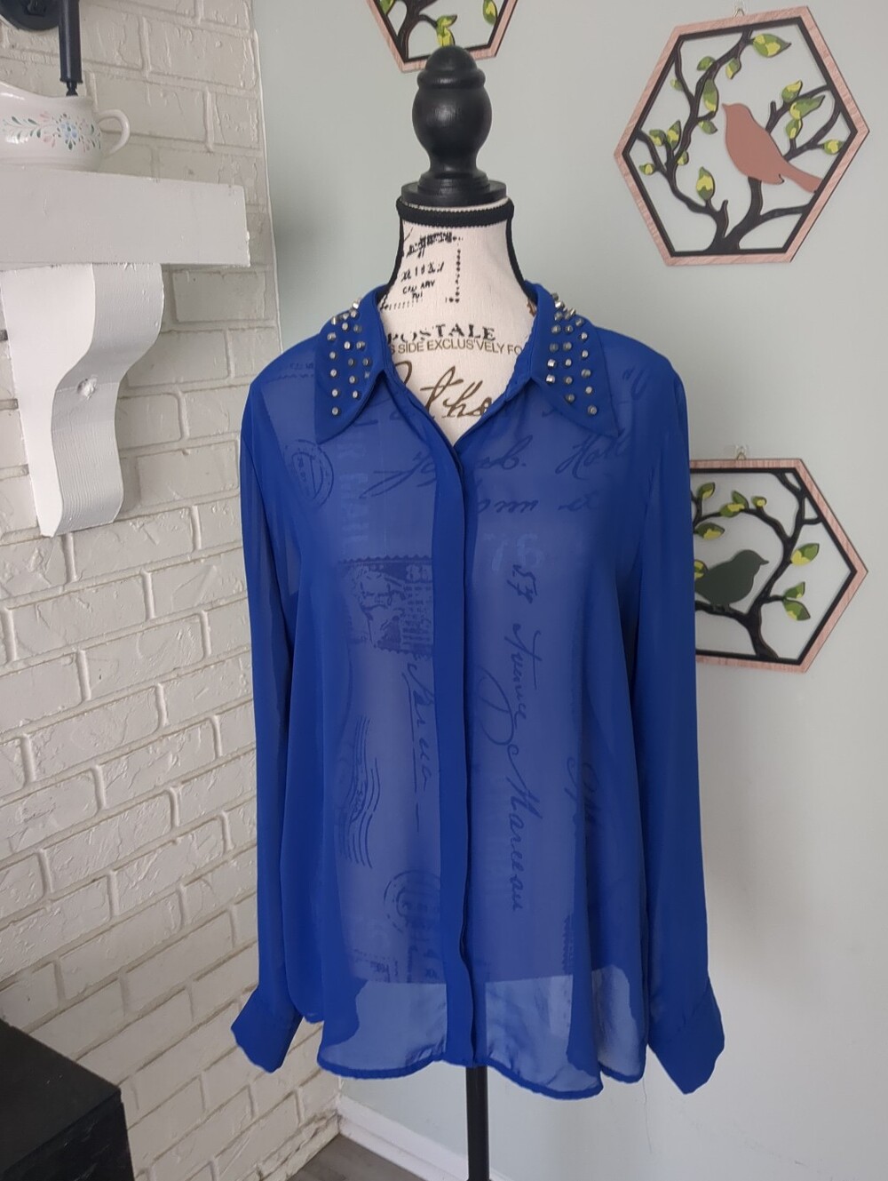 **3/$10** Mossimo Top Size Large